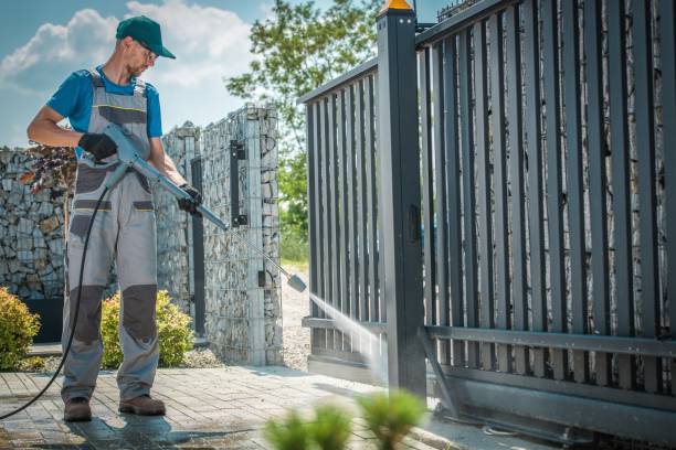 Best Gas Station Cleaning  in Grove City, FL